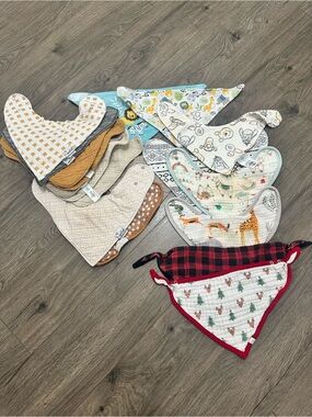 Copper Pearl and Winnie the Pooh Baby Bandana Bibs - Multi-Color
